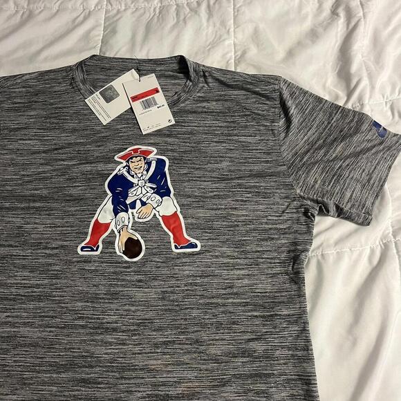 Nike Other - New Nike New England Patriots Throwback 1960s Heathered NFL T-Shirt Men’s Medium